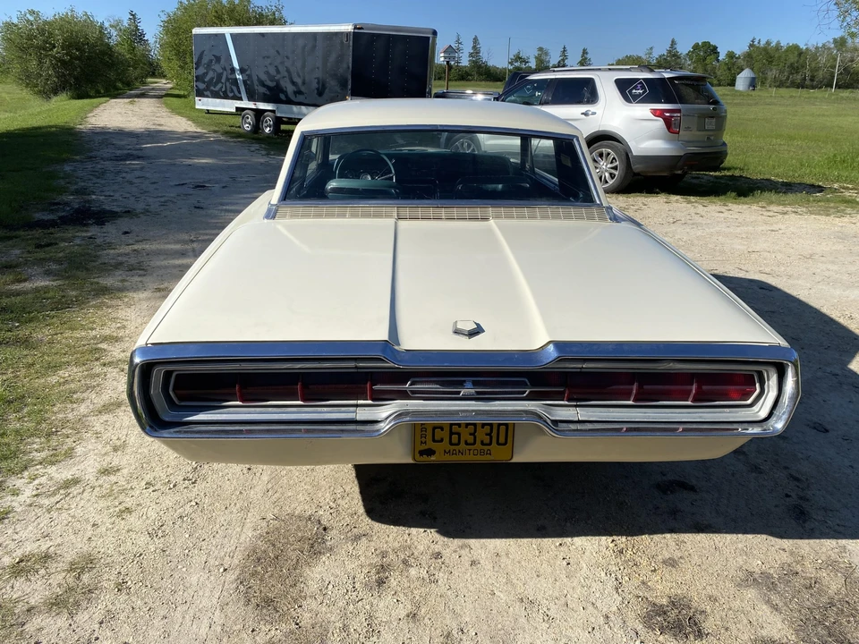 1966 Ford Thunderbird 4th Gen - Image 21 of 31