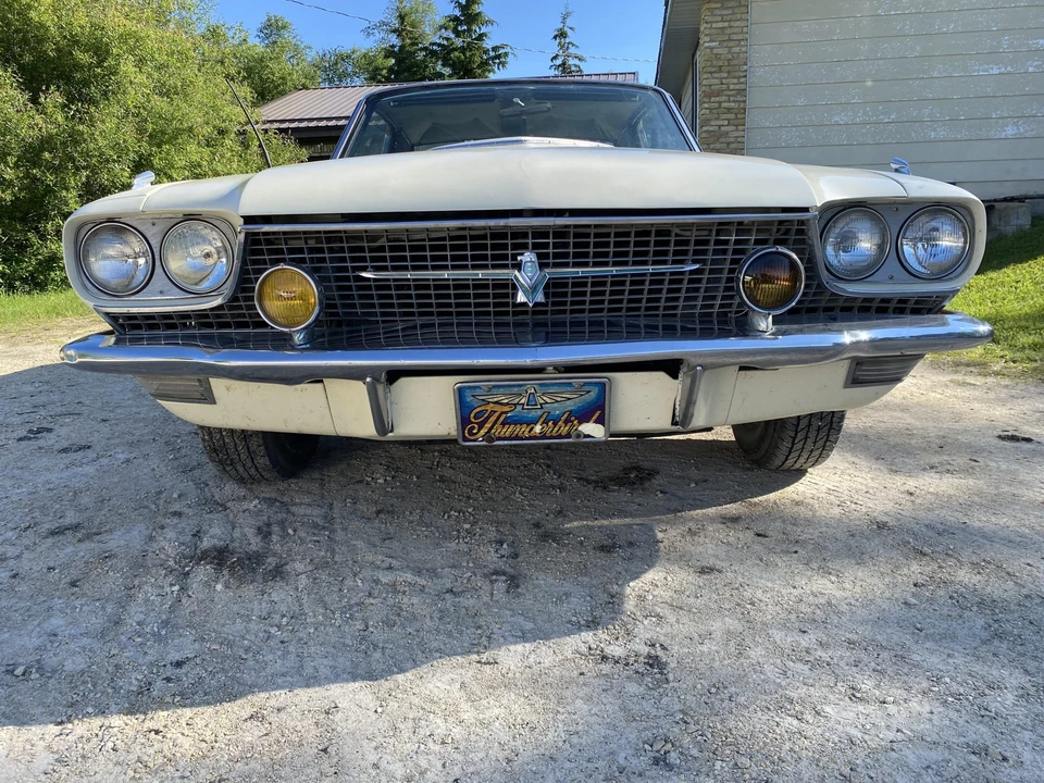 1966 Ford Thunderbird 4th Gen - Image 25 of 31