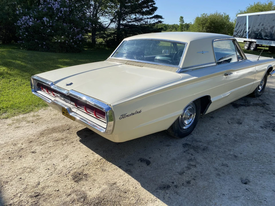 1966 Ford Thunderbird 4th Gen - Image 20 of 31