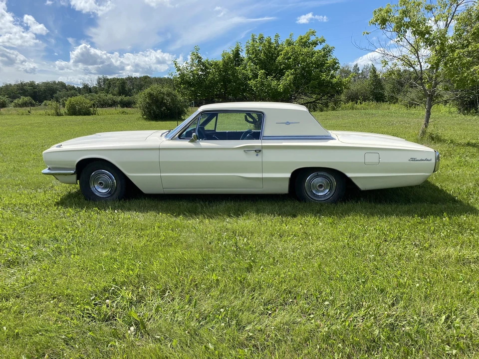 1966 Ford Thunderbird 4th Gen - Image 4 of 31