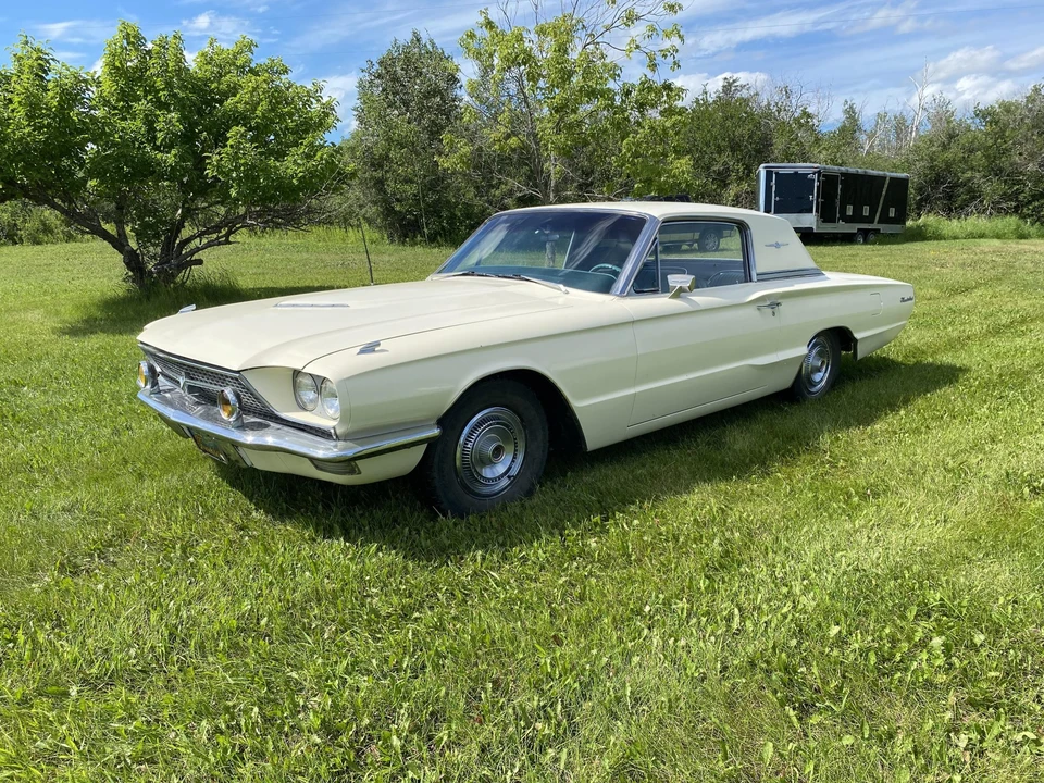 1966 Ford Thunderbird 4th Gen - Image 3 of 31