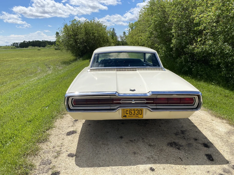 1966 Ford Thunderbird 4th Gen - Image 13 of 31