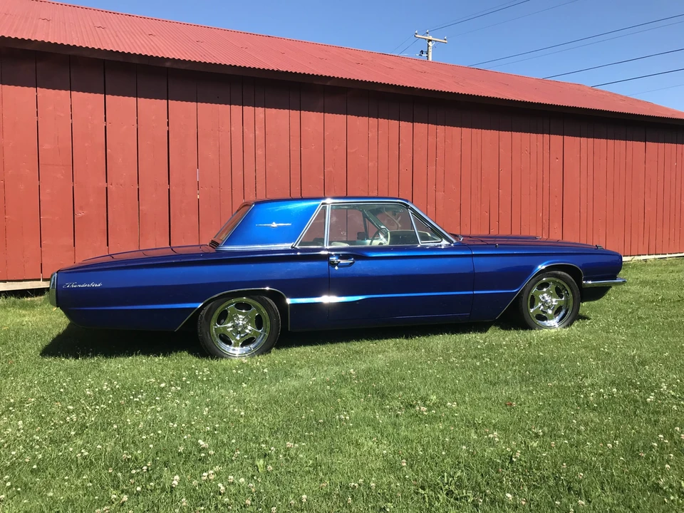 1966 Ford Thunderbird 4th Gen - Image 11 of 31