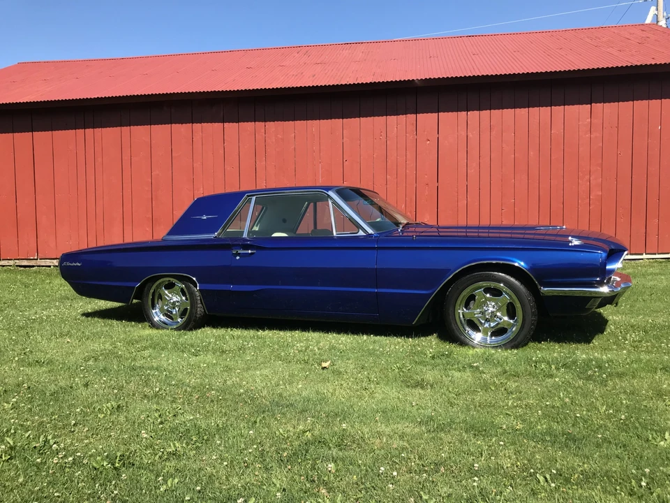 1966 Ford Thunderbird 4th Gen - Image 10 of 31