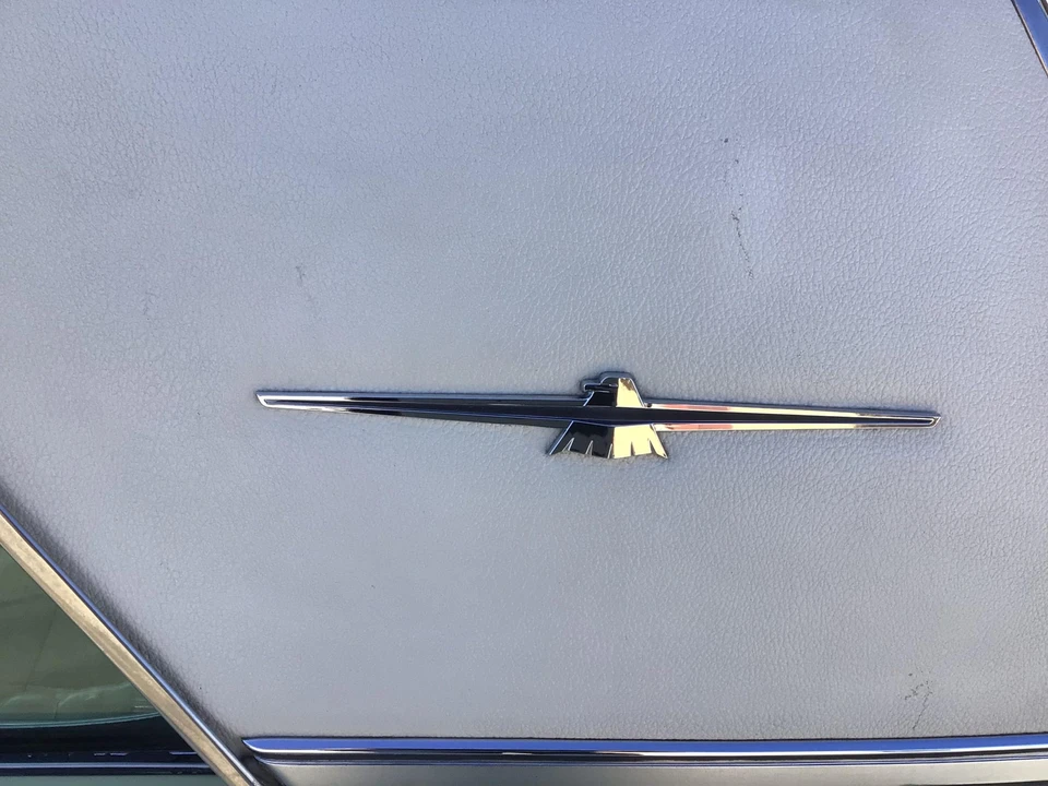 1966 Ford Thunderbird 4th Gen - Image 25 of 31