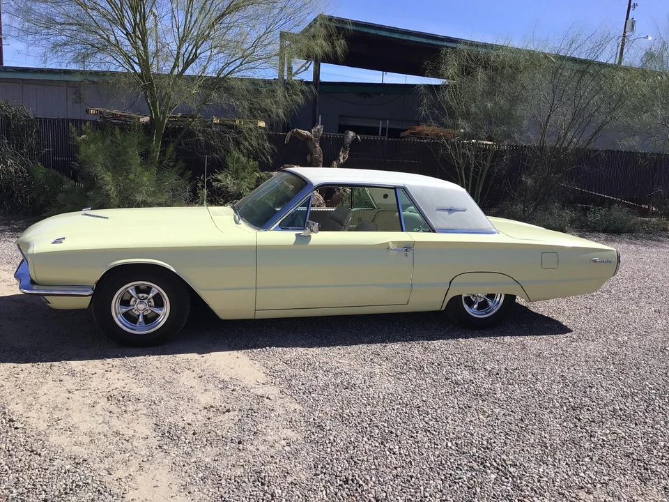 1966 Ford Thunderbird 4th Gen - Image 11 of 31