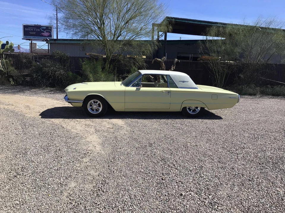 1966 Ford Thunderbird 4th Gen - Image 9 of 31