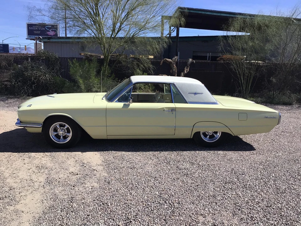 1966 Ford Thunderbird 4th Gen - Image 10 of 31