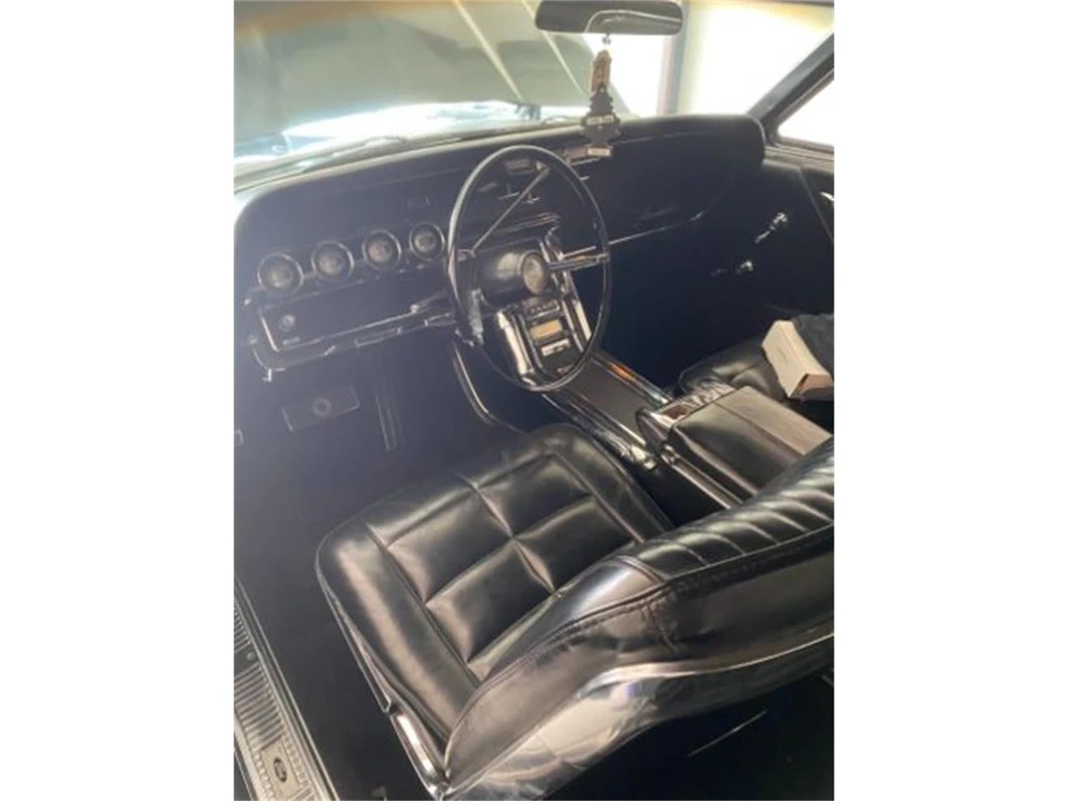 1966 Ford Thunderbird 4th Gen - Image 2 of 10