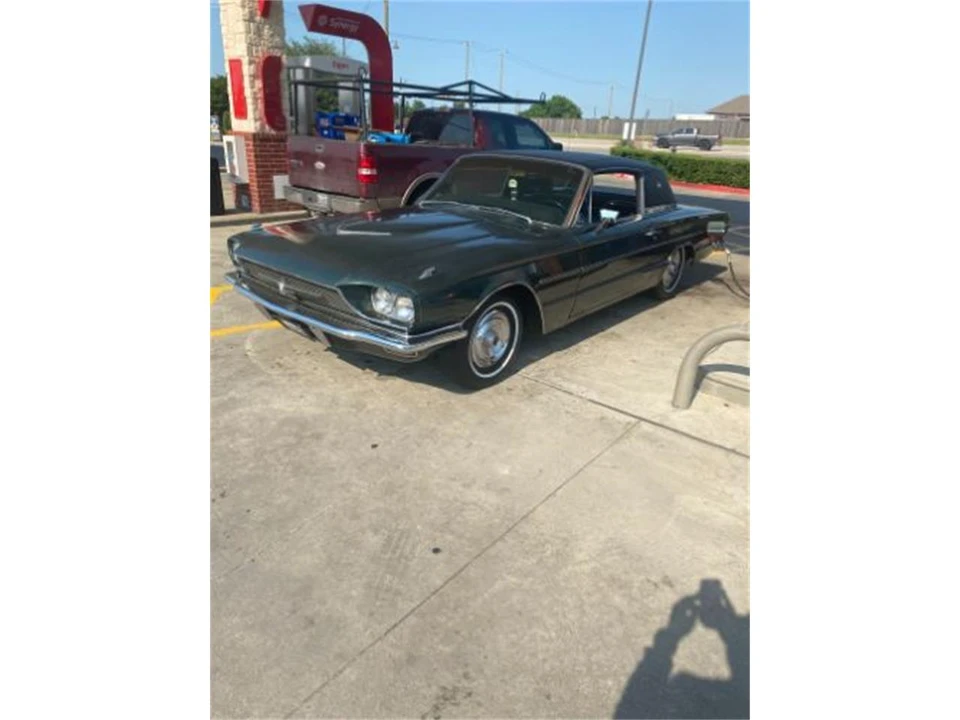 1966 Ford Thunderbird 4th Gen - Image 5 of 10