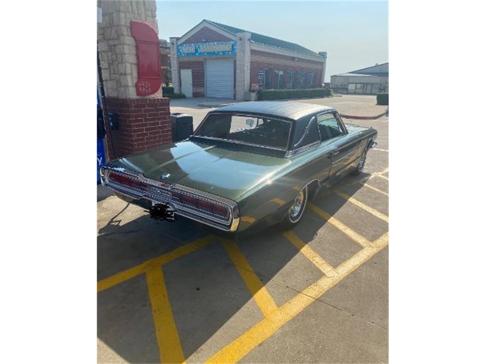 1966 Ford Thunderbird 4th Gen - Image 9 of 10