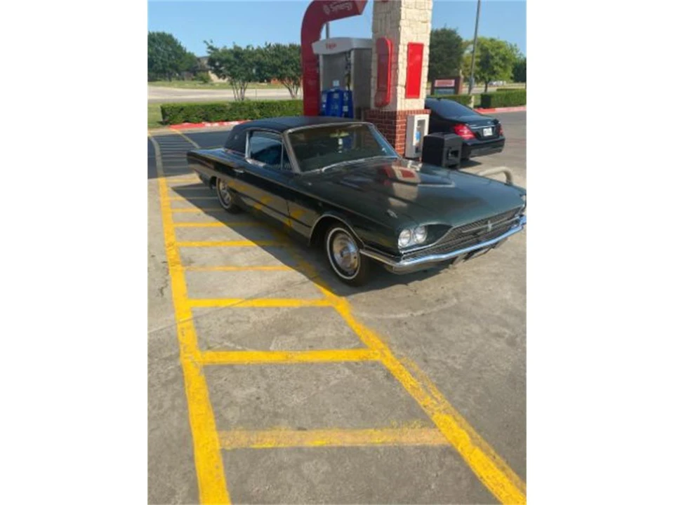 1966 Ford Thunderbird 4th Gen - Image 6 of 10