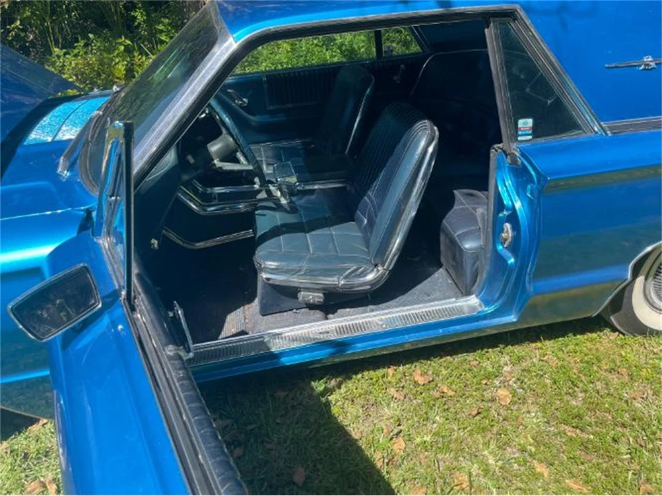 1966 Ford Thunderbird 4th Gen - Image 6 of 8