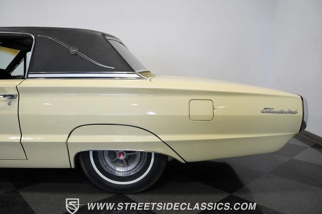 1966 Ford Thunderbird 4th Gen - Image 19 of 21