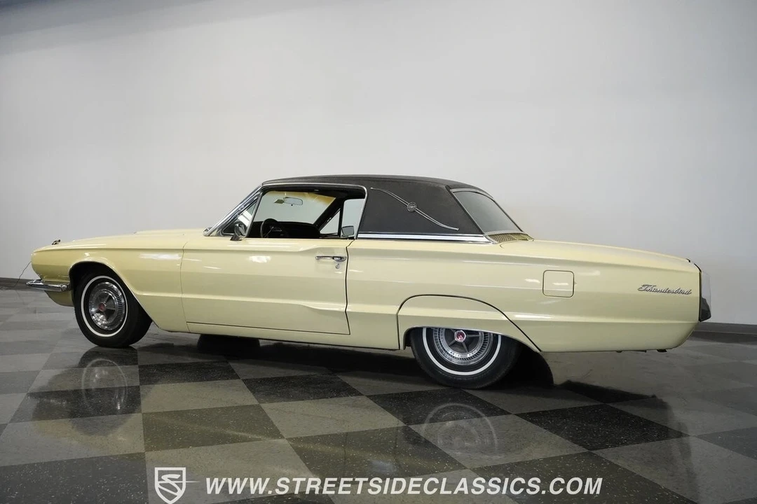 1966 Ford Thunderbird 4th Gen - Image 17 of 21