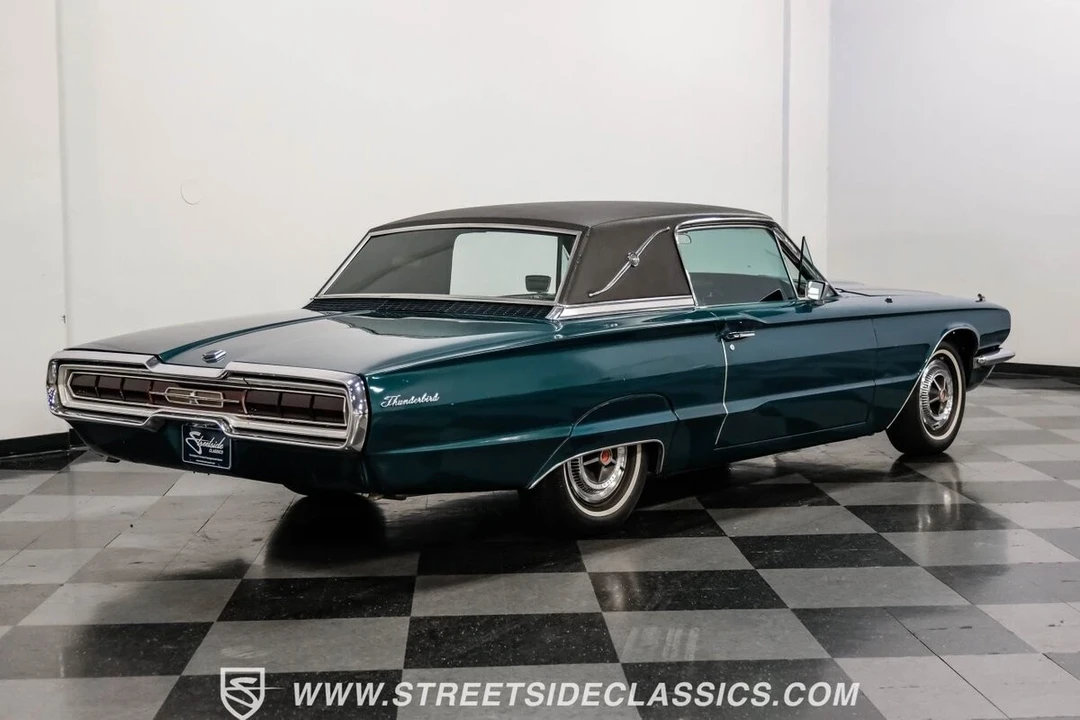 1966 Ford Thunderbird 4th Gen - Image 12 of 21