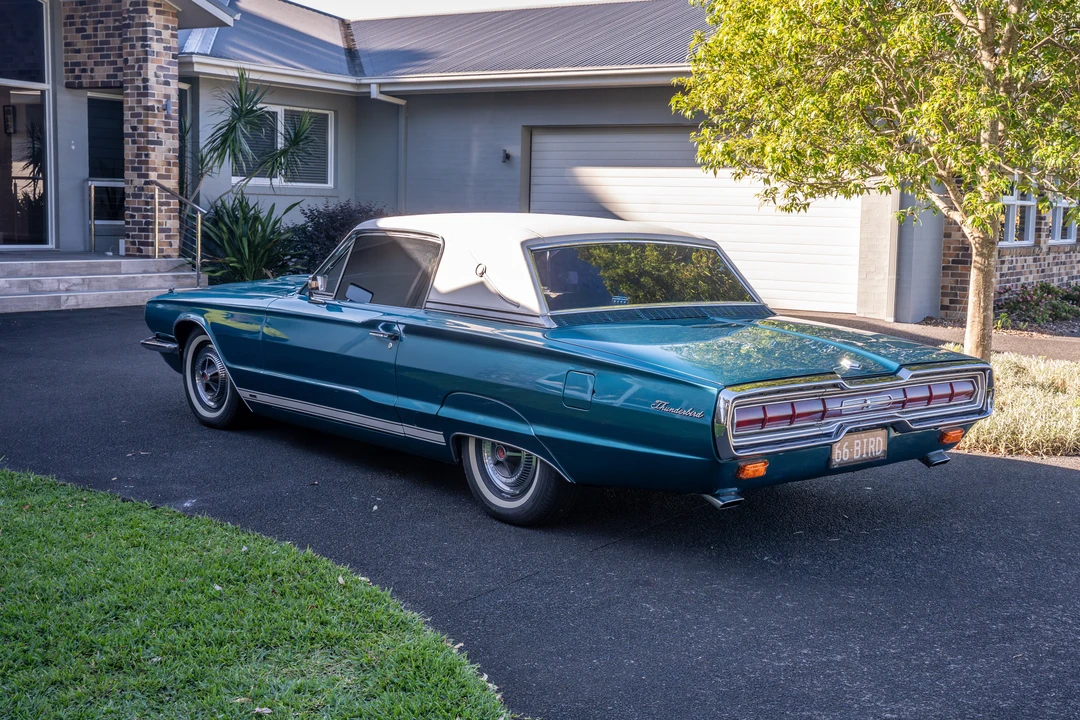 1966 Ford Thunderbird 4th Gen - Image 18 of 31