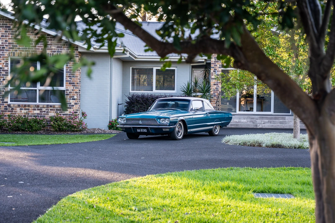 1966 Ford Thunderbird 4th Gen - Image 22 of 31