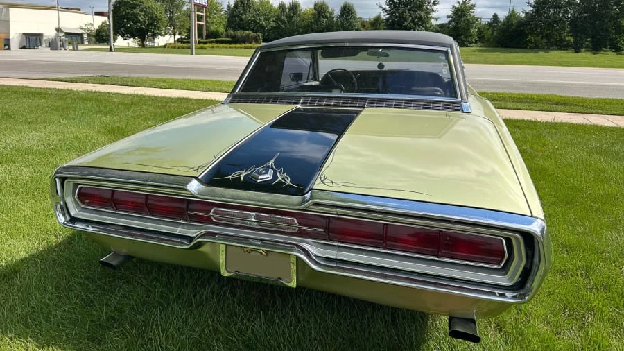 1966 Ford Thunderbird 4th Gen - Image 5 of 11
