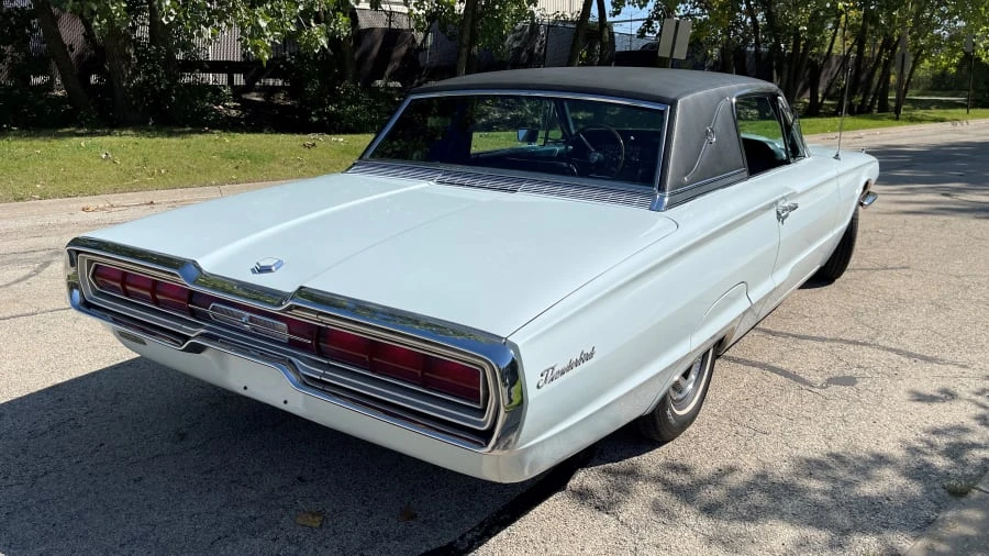 1966 Ford Thunderbird 4th Gen - Image 9 of 10