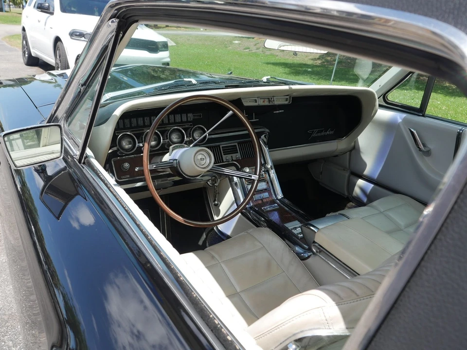 1966 Ford Thunderbird 4th Gen - Image 4 of 24