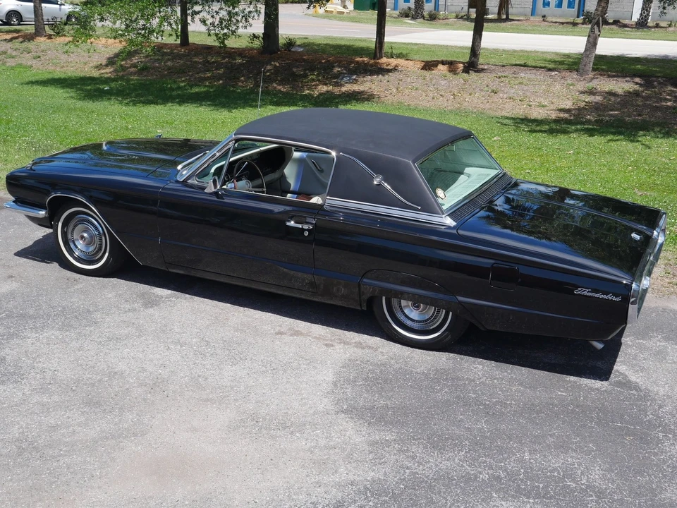 1966 Ford Thunderbird 4th Gen - Image 19 of 24