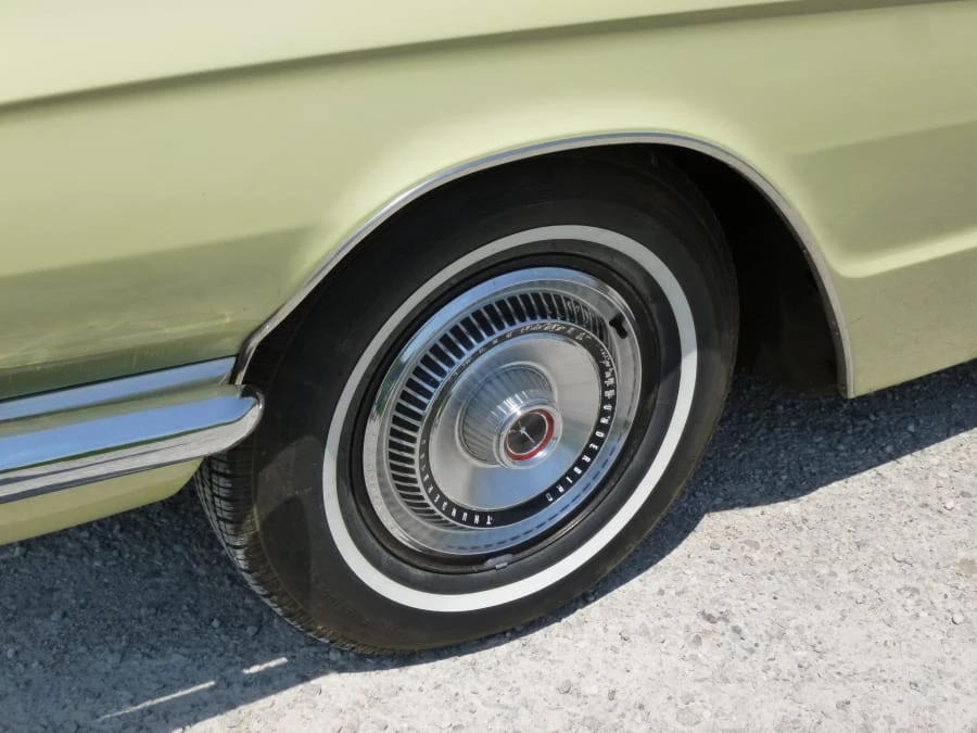 1966 Ford Thunderbird 4th Gen - Image 5 of 5