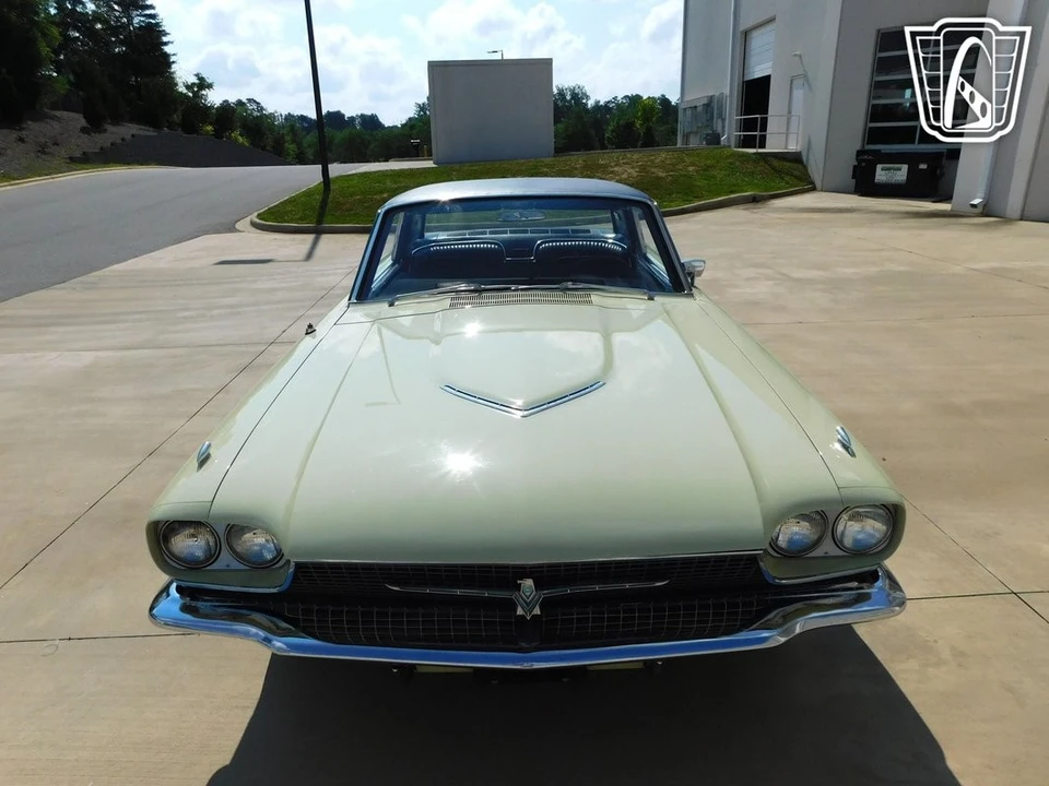 1966 Ford Thunderbird 3rd Gen - Image 6 of 12