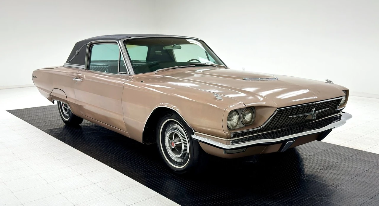 1966 Ford Thunderbird 4th Gen - Image 7 of 21