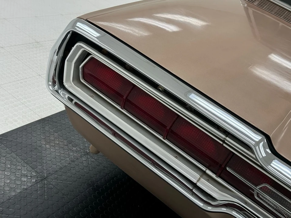 1966 Ford Thunderbird 4th Gen - Image 19 of 21