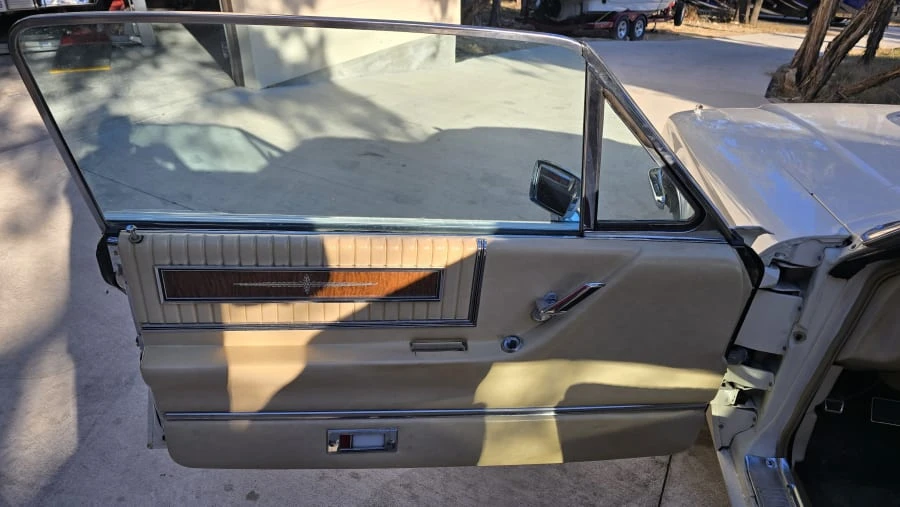 1966 Ford Thunderbird 4th Gen - Image 11 of 16