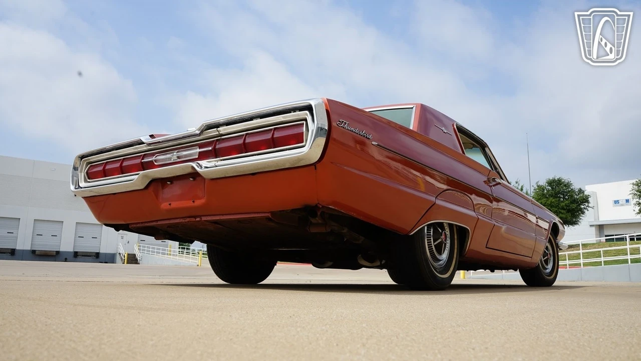 1966 Ford Thunderbird 4th Gen - Image 20 of 21