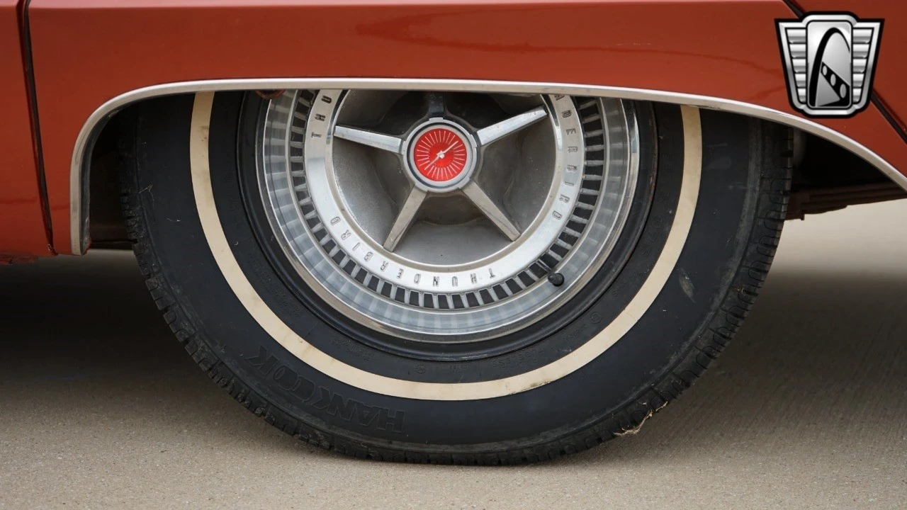 1966 Ford Thunderbird 4th Gen - Image 15 of 21