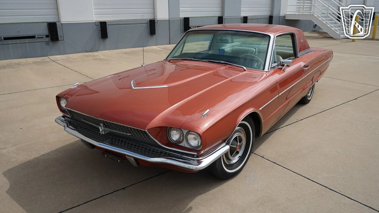 1966 Ford Thunderbird 3rd Gen - Image 3 of 12