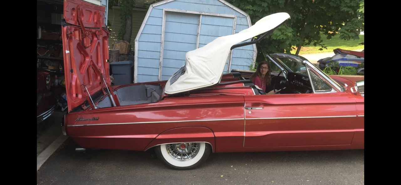 1966 Ford Thunderbird 4th Gen - Image 30 of 31