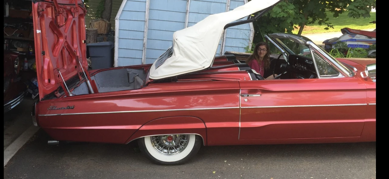 1966 Ford Thunderbird 4th Gen - Image 7 of 31