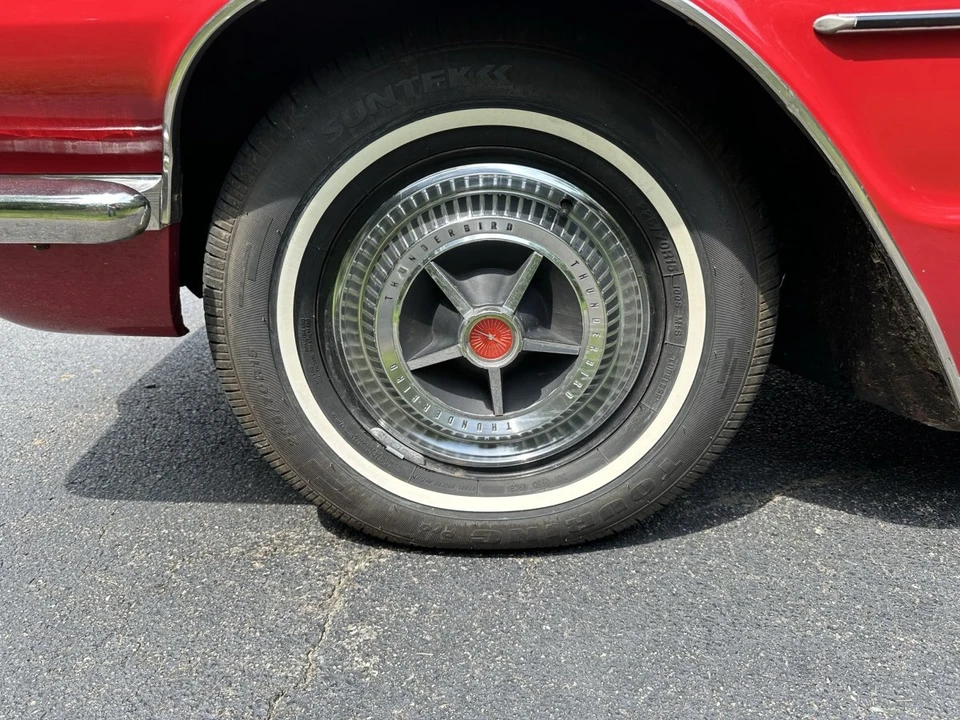 1966 Ford Thunderbird 4th Gen - Image 15 of 31