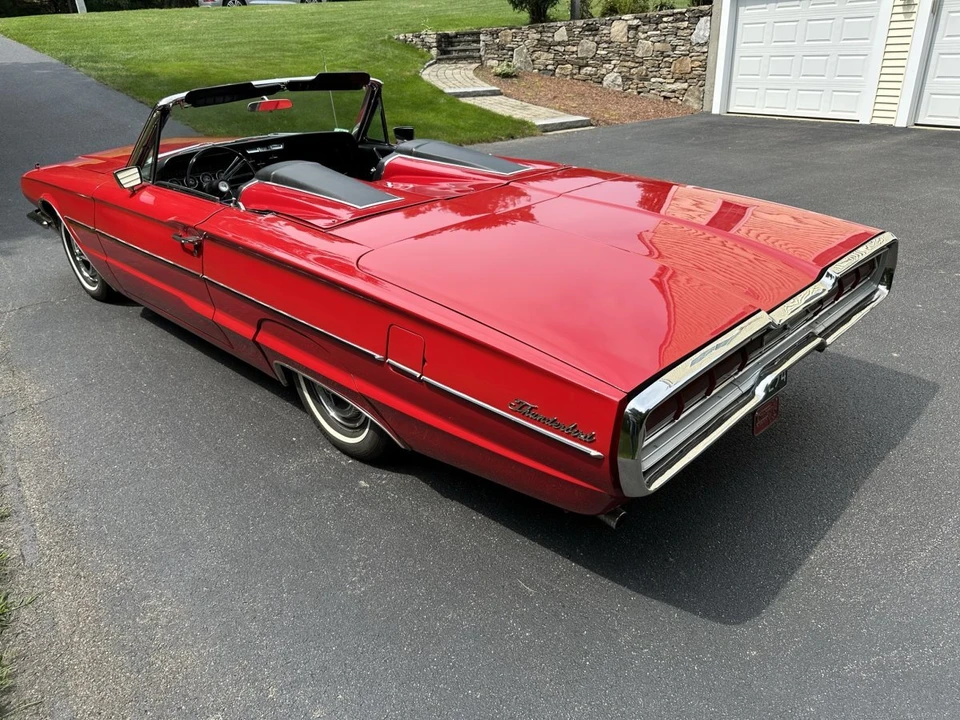 1966 Ford Thunderbird 4th Gen - Image 18 of 31