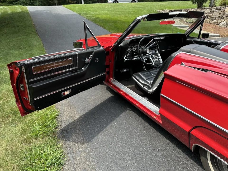 1966 Ford Thunderbird 4th Gen - Image 21 of 31