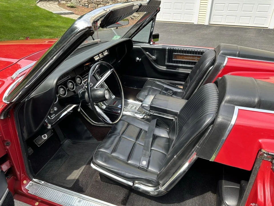 1966 Ford Thunderbird 4th Gen - Image 23 of 31