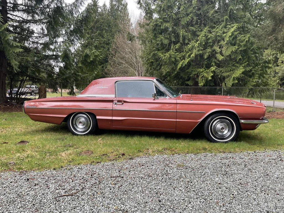 1966 Ford Thunderbird 4th Gen - Image 9 of 31