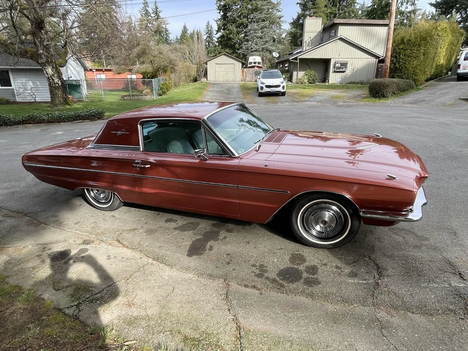 1966 Ford Thunderbird 4th Gen - Image 10 of 31