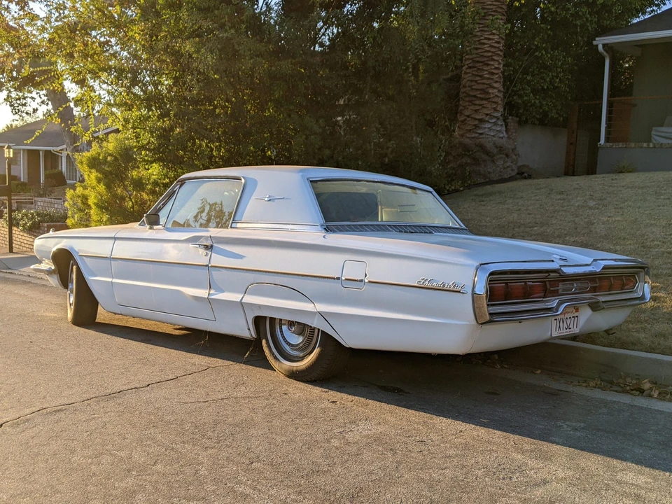 1966 Ford Thunderbird 4th Gen - Image 28 of 31