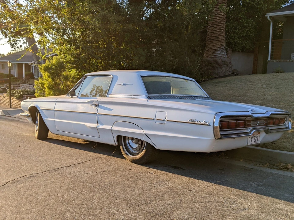 1966 Ford Thunderbird 4th Gen - Image 29 of 31
