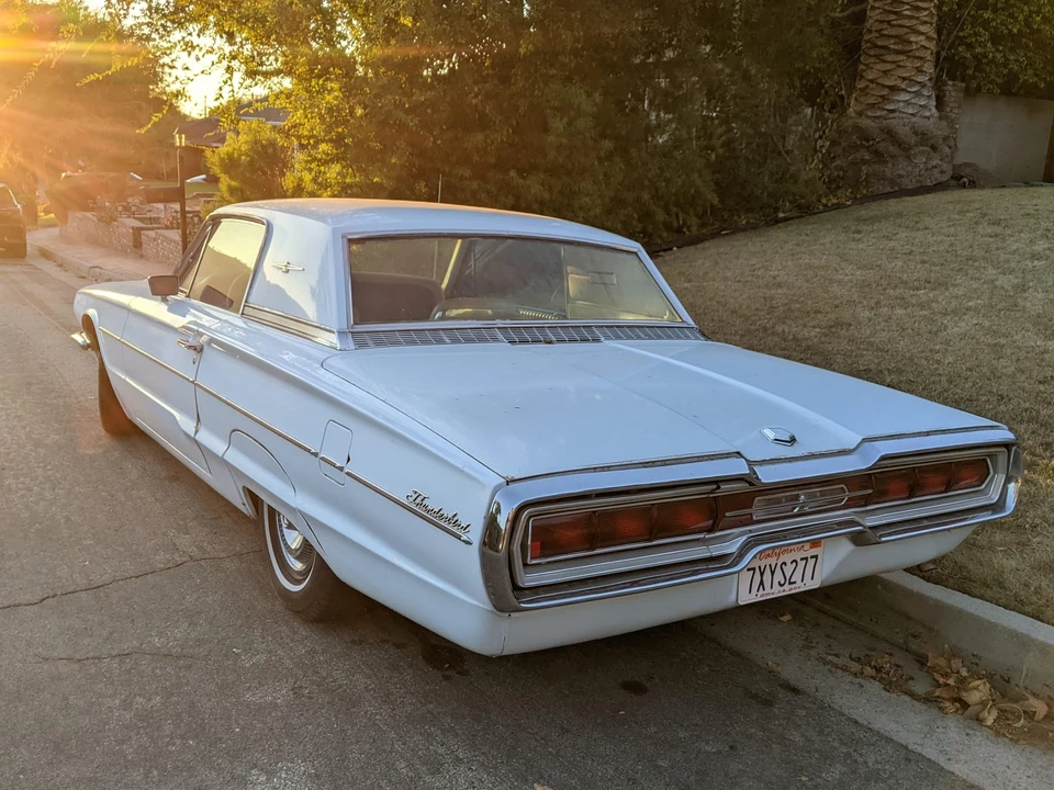 1966 Ford Thunderbird 4th Gen - Image 27 of 31