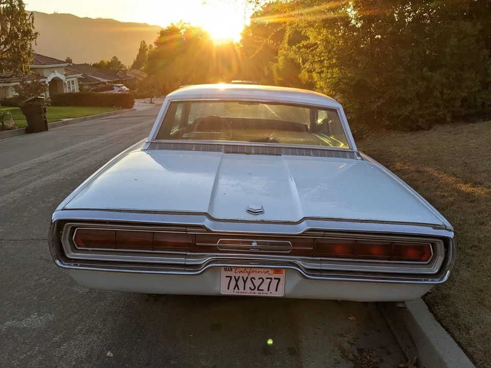 1966 Ford Thunderbird 4th Gen - Image 25 of 31