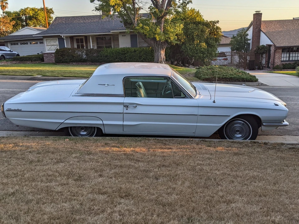 1966 Ford Thunderbird 4th Gen - Image 16 of 31