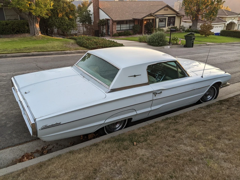 1966 Ford Thunderbird 4th Gen - Image 19 of 31
