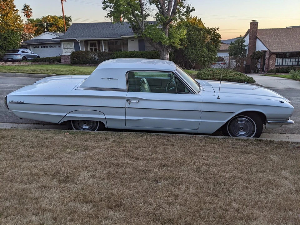 1966 Ford Thunderbird 4th Gen - Image 15 of 31