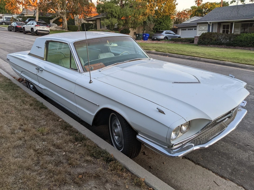 1966 Ford Thunderbird 4th Gen - Image 8 of 31